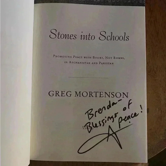 Stones Into Schools Greg  Mortenson Promoting Peace With Peace - Picture 5 of 5
